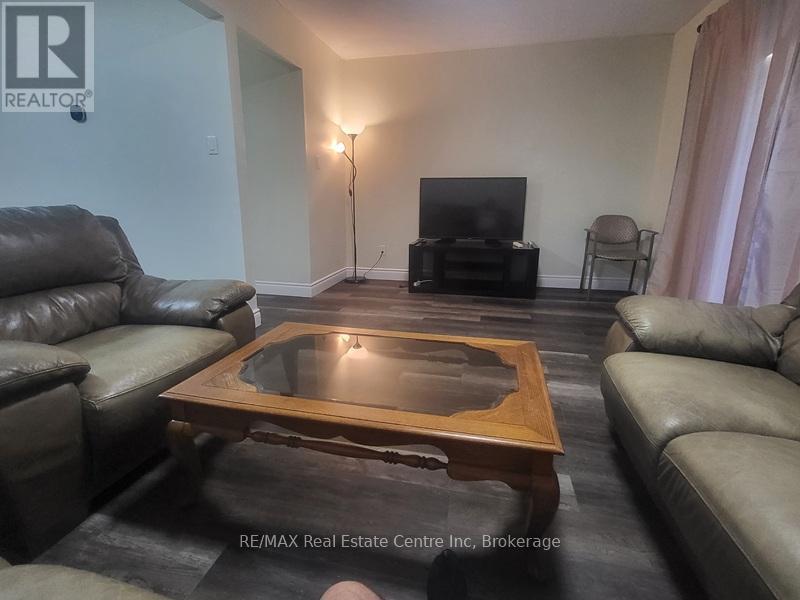 137 Dovercliffe Road, Guelph, Ontario N1G 3A5 - Photo 11 - X12970938