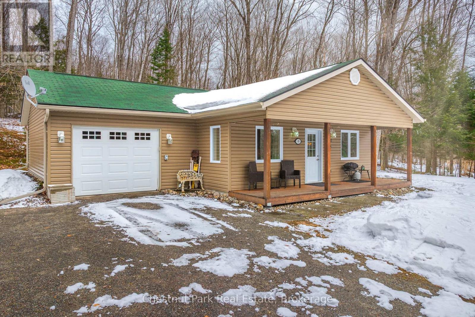 85 Line Hill Road, Huntsville, Ontario P1H 2N5 - Photo 3 - X12971046