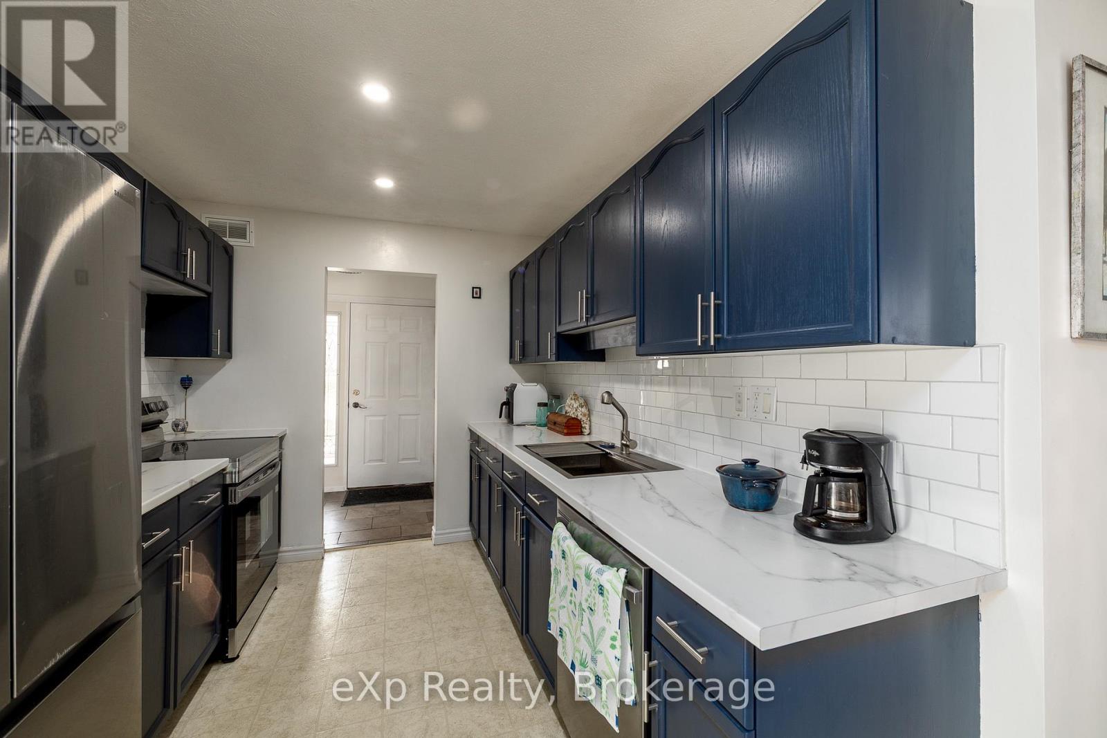 206 2nd Street A W, Owen Sound, Ontario  N4K 6X3 - Photo 12 - X12971140