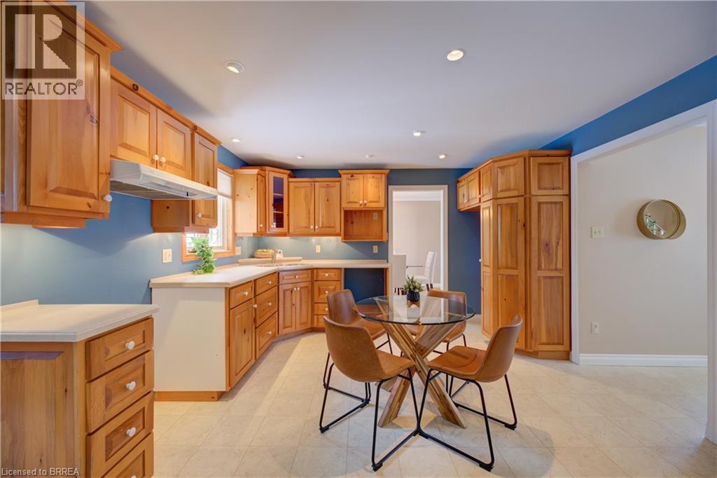 8 Wildflower Lane, Brantford, Ontario  N3R 6B4 - Photo 12 - 40797505