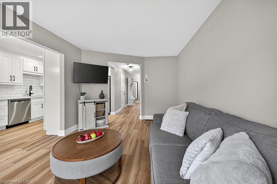 53 Pinewoods Drive, Stoney Creek, Ontario  L8J 2T6 - Photo 10 - 40818692