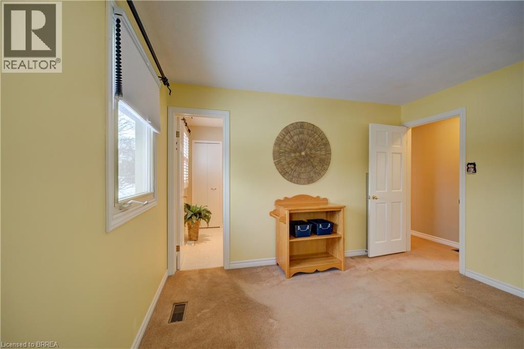 8 Wildflower Lane, Brantford, Ontario  N3R 6B4 - Photo 24 - 40797505