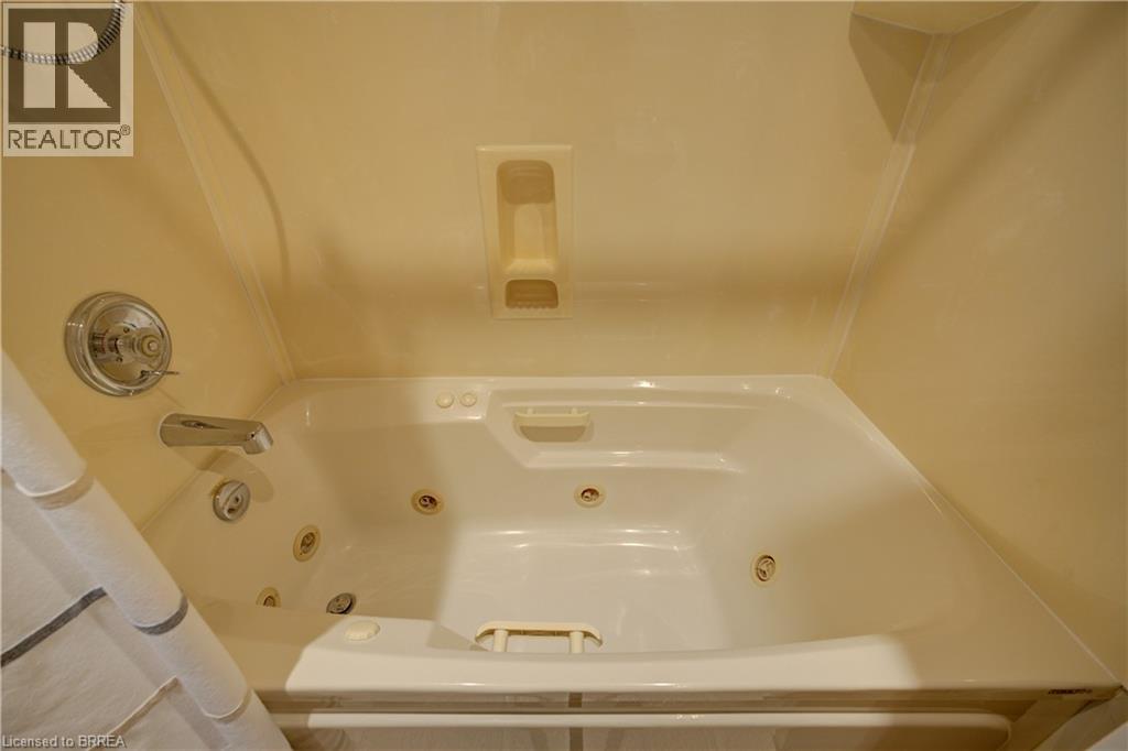 8 Wildflower Lane, Brantford, Ontario  N3R 6B4 - Photo 28 - 40797505