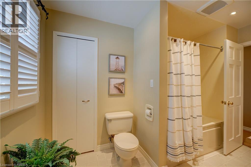 8 Wildflower Lane, Brantford, Ontario  N3R 6B4 - Photo 25 - 40797505