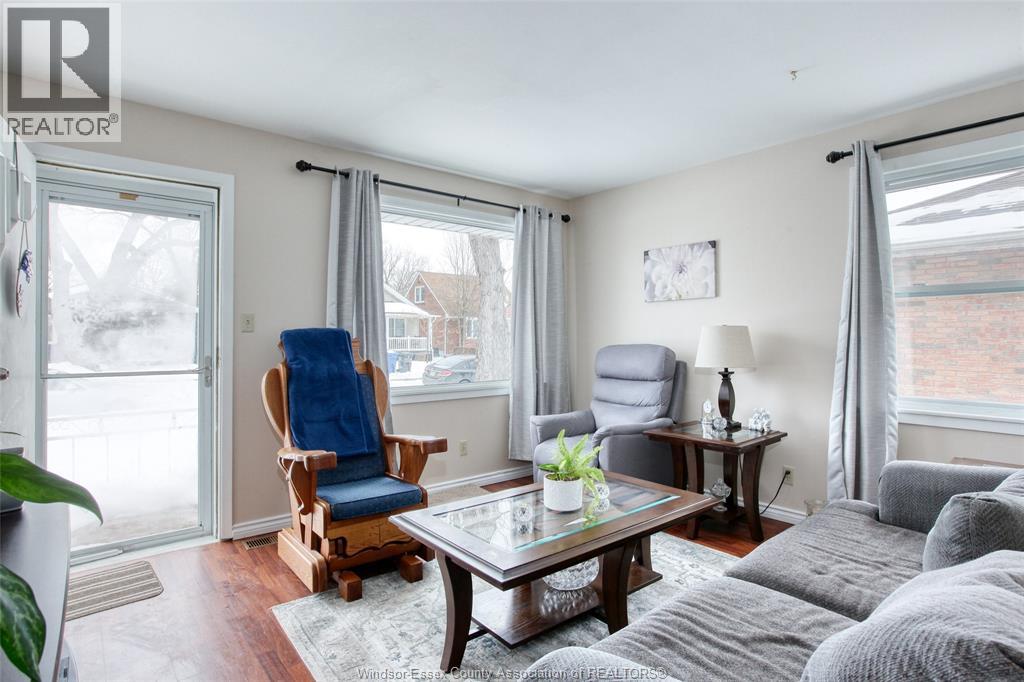 1067 St. Louis, Windsor, Ontario N8S 2K9 - Photo 3 - 26007397