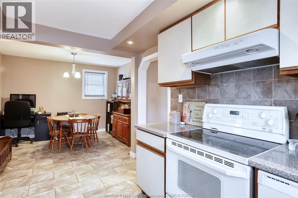1067 St. Louis, Windsor, Ontario N8S 2K9 - Photo 19 - 26007397