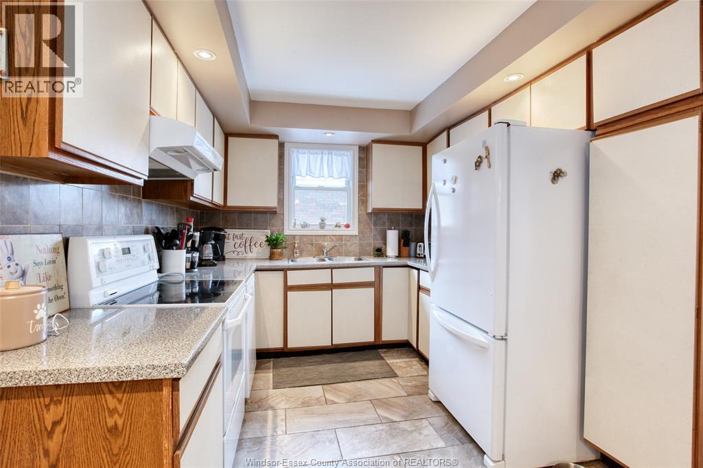 1067 St. Louis, Windsor, Ontario N8S 2K9 - Photo 16 - 26007397