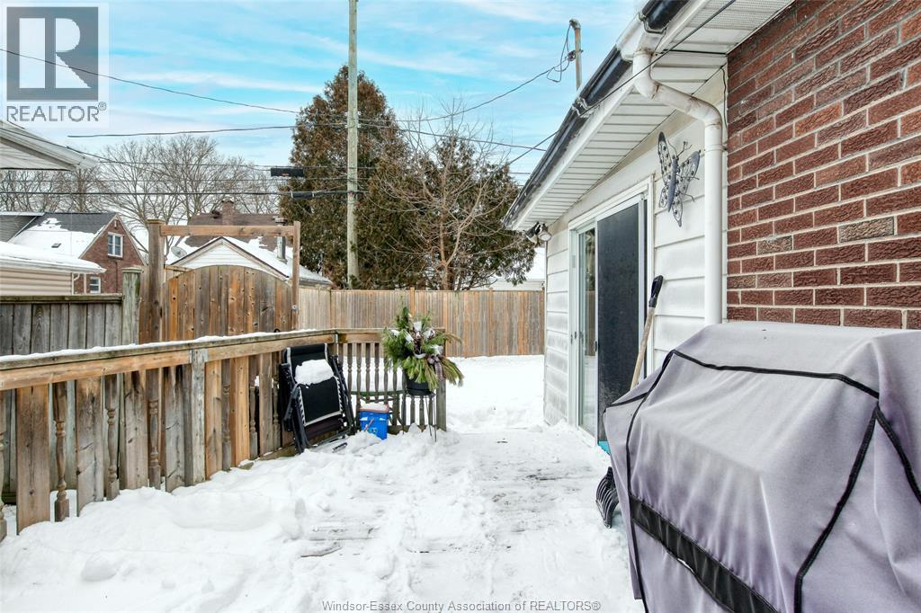1067 St. Louis, Windsor, Ontario N8S 2K9 - Photo 32 - 26007397