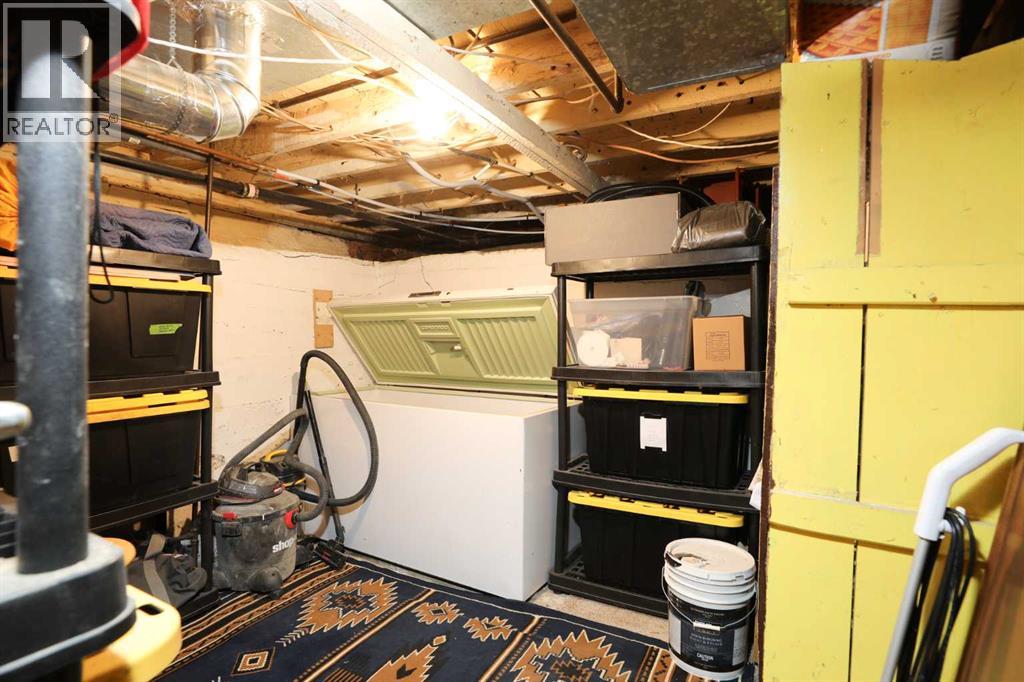 108 3 Street, Warner, Alberta  T0K 2L0 - Photo 35 - A2296338