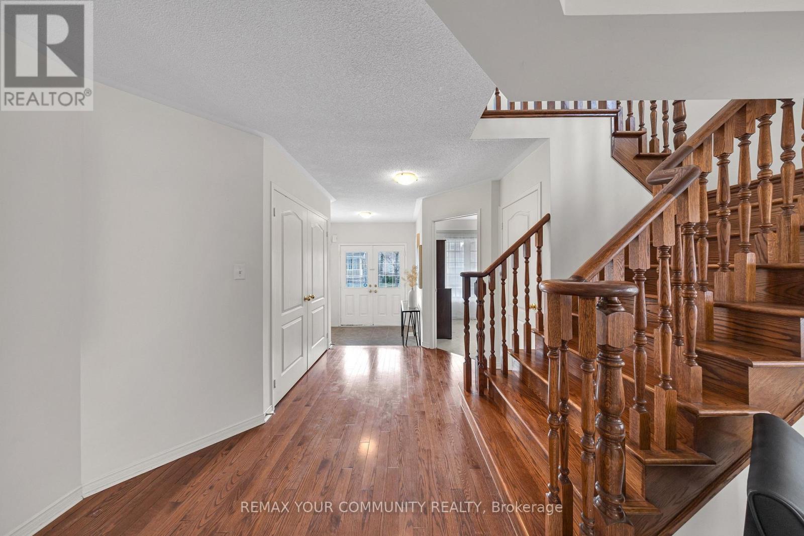 12 Warburton Drive, Ajax, Ontario L1T 0K6 - Photo 11 - E12970418