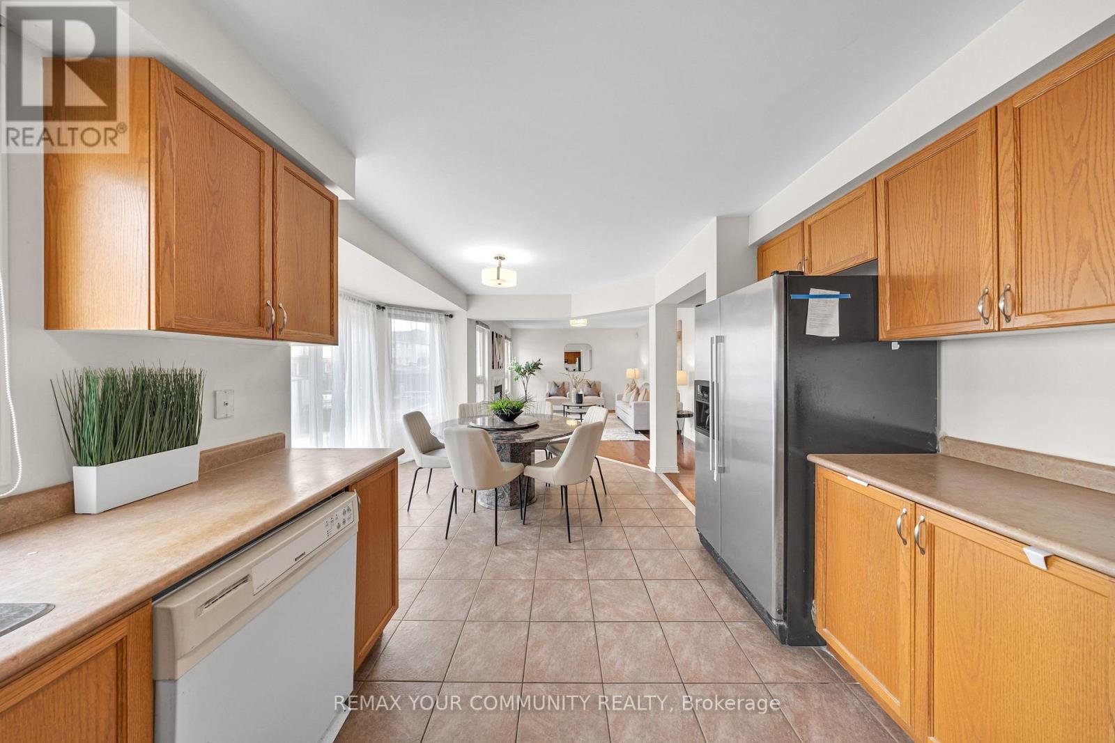 12 Warburton Drive, Ajax, Ontario L1T 0K6 - Photo 20 - E12970418