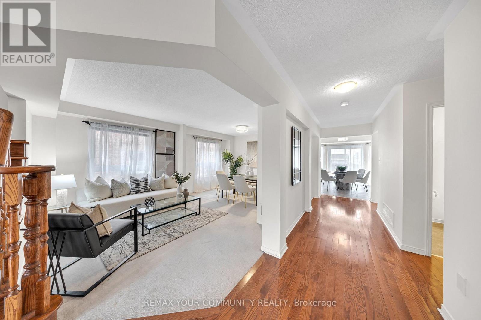 12 Warburton Drive, Ajax, Ontario L1T 0K6 - Photo 3 - E12970418