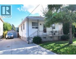 17 CRAIGROYSTON Road, Hamilton, Ontario