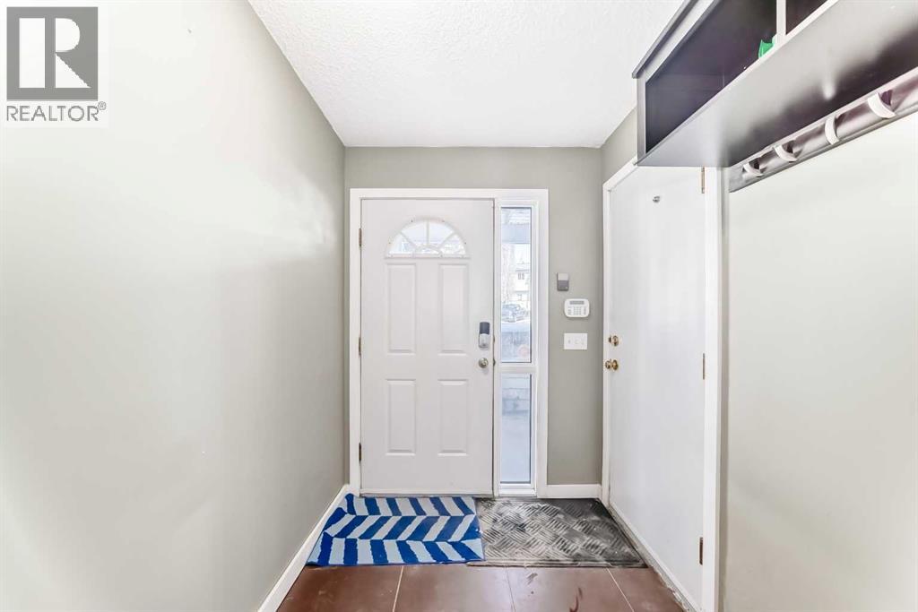 114 Killarney Glen Court Sw, Calgary, Alberta  T3E 7H4 - Photo 3 - A2298501