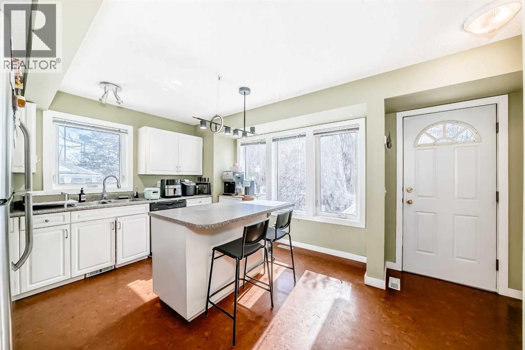 114 Killarney Glen Court Sw, Calgary, Alberta  T3E 7H4 - Photo 6 - A2298501