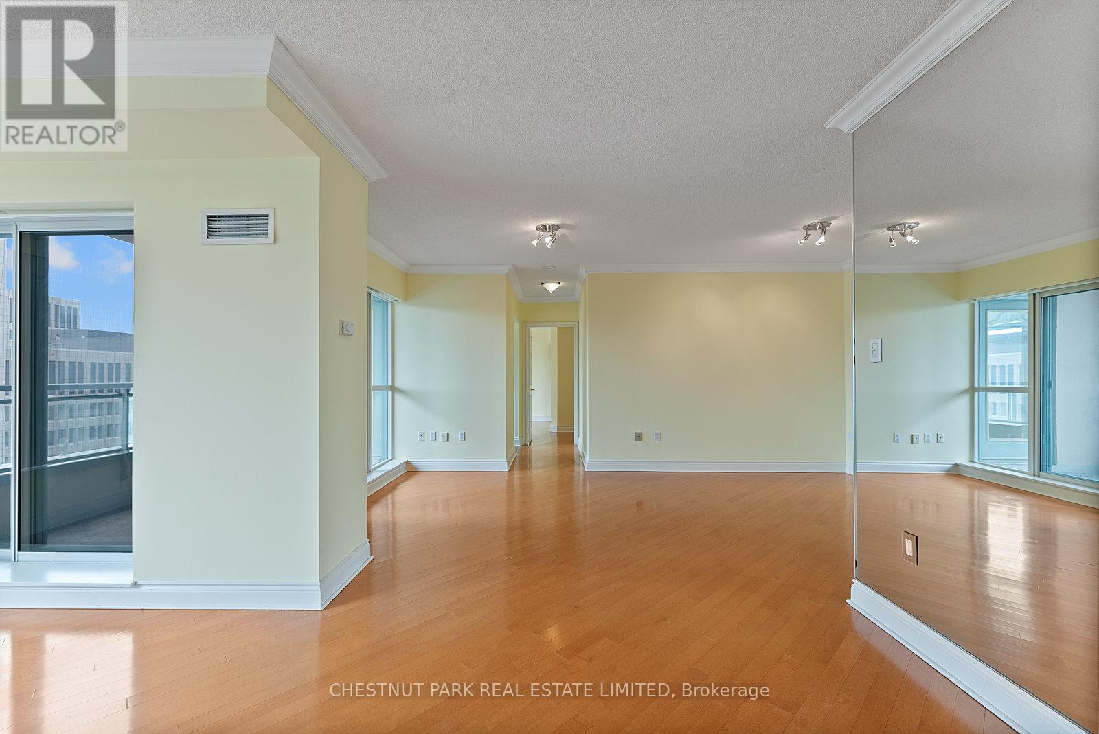 1610 - 889 Bay Street, Toronto, Ontario  M5S 3K5 - Photo 39 - C12970908