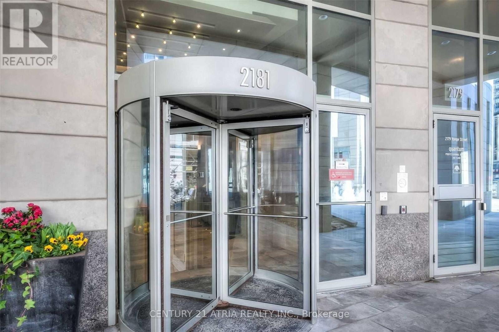 1803 - 2181 Yonge Street, Toronto, Ontario  M4S 2B1 - Photo 4 - C12970910