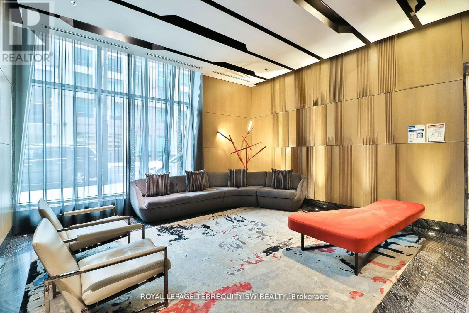 2202 - 199 Richmond Street W, Toronto, Ontario  M5V 0H4 - Photo 2 - C12970952