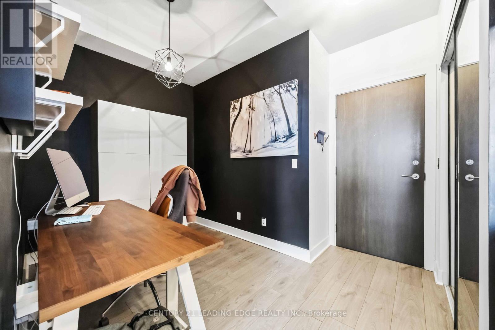 2203 - 28 Linden Street, Toronto, Ontario  M4Y 0A4 - Photo 15 - C12971078