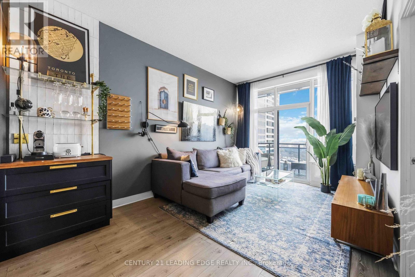 2203 - 28 Linden Street, Toronto, Ontario  M4Y 0A4 - Photo 9 - C12971078