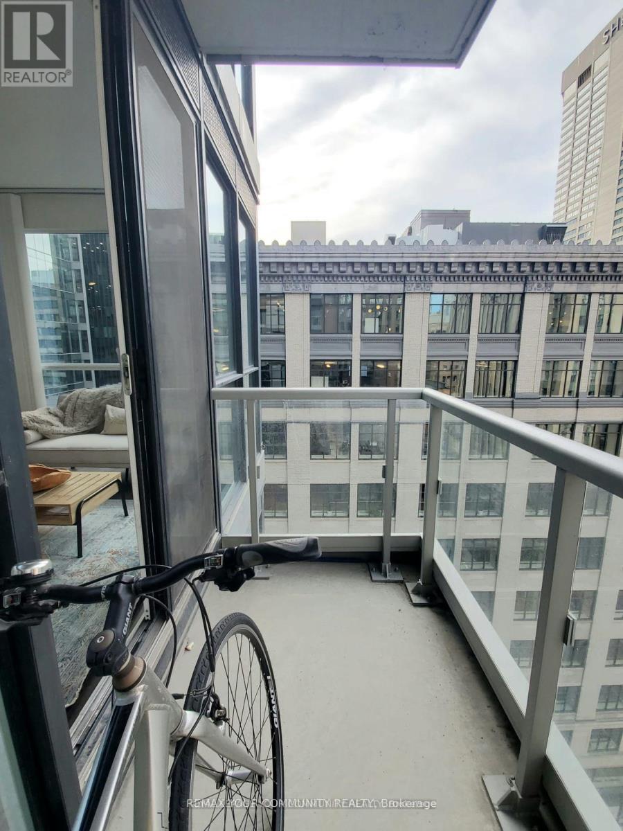 1115 - 70 Temperance Street, Toronto, Ontario  M5H 4E8 - Photo 15 - C12971094