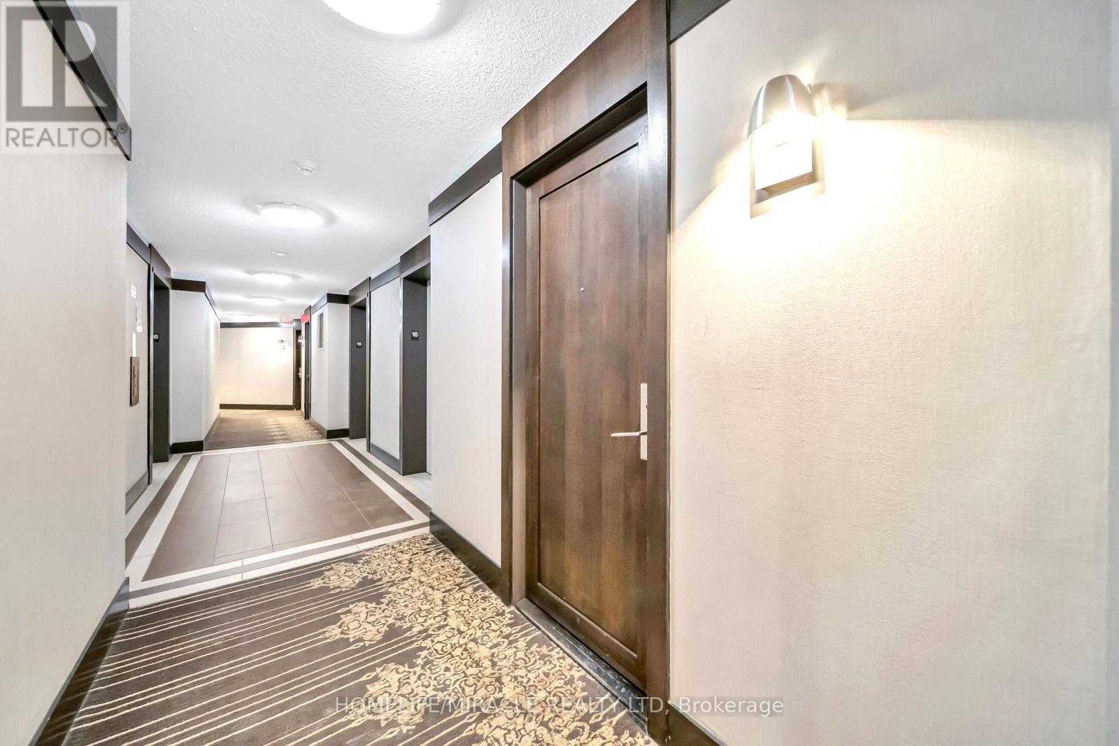 1615 - 20 Blue Jays Way, Toronto, Ontario  M5V 3W6 - Photo 16 - C12971116