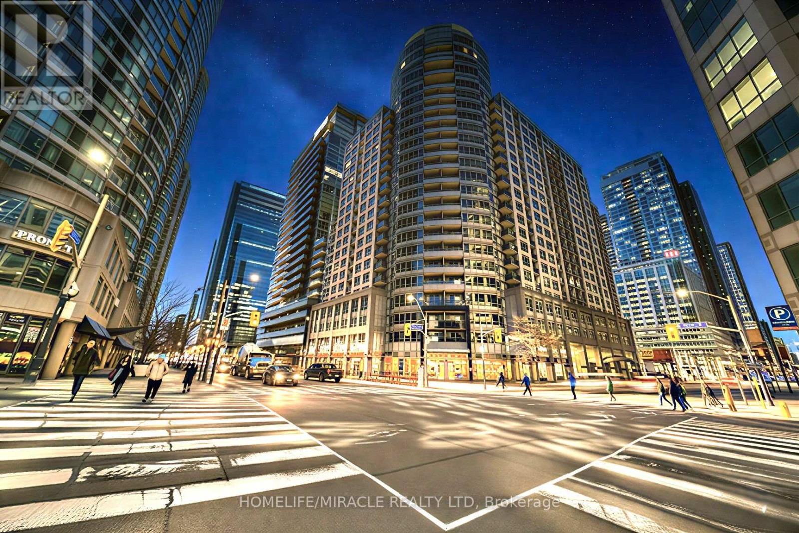 1615 - 20 Blue Jays Way, Toronto, Ontario  M5V 3W6 - Photo 2 - C12971116