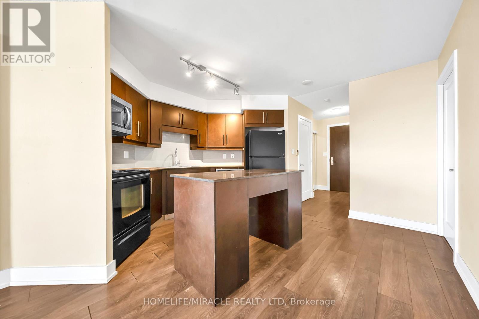 1615 - 20 Blue Jays Way, Toronto, Ontario  M5V 3W6 - Photo 21 - C12971116