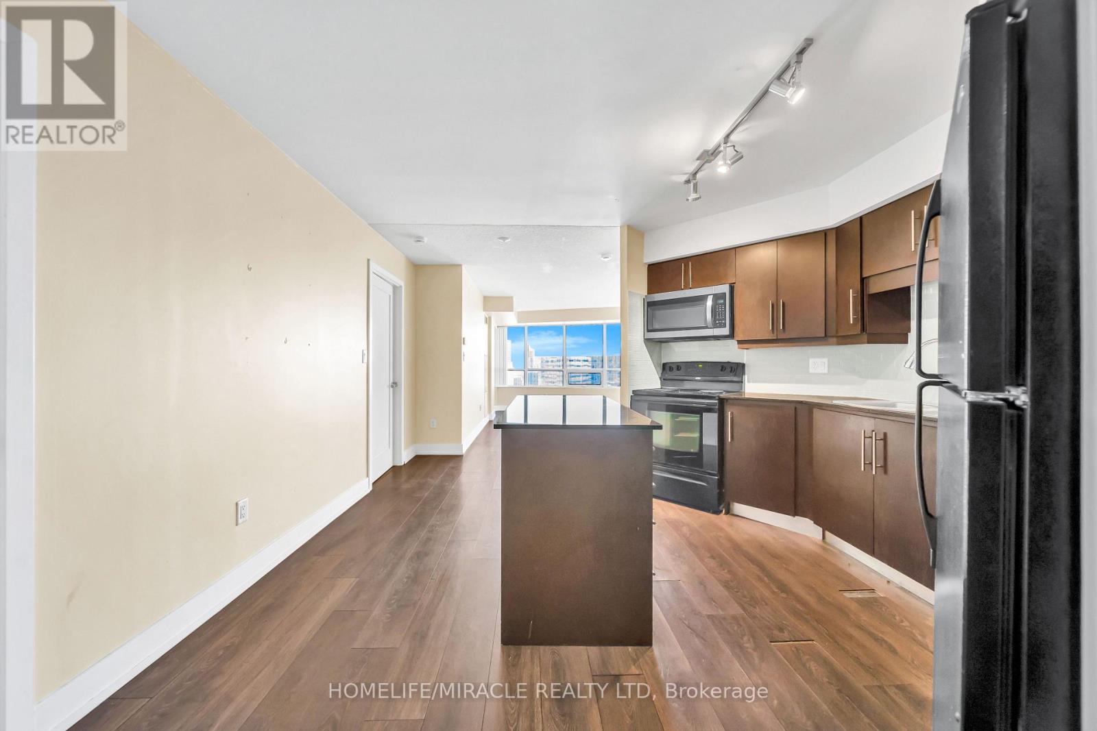 1615 - 20 Blue Jays Way, Toronto, Ontario  M5V 3W6 - Photo 24 - C12971116