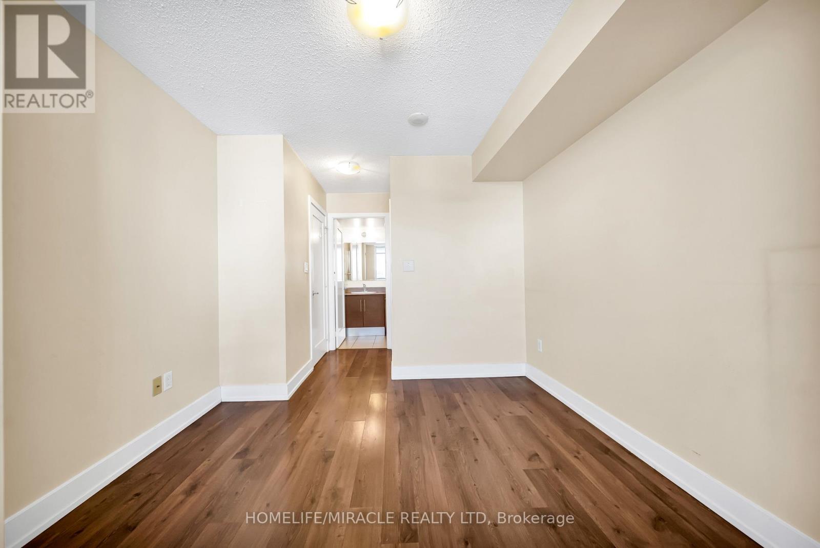 1615 - 20 Blue Jays Way, Toronto, Ontario  M5V 3W6 - Photo 39 - C12971116