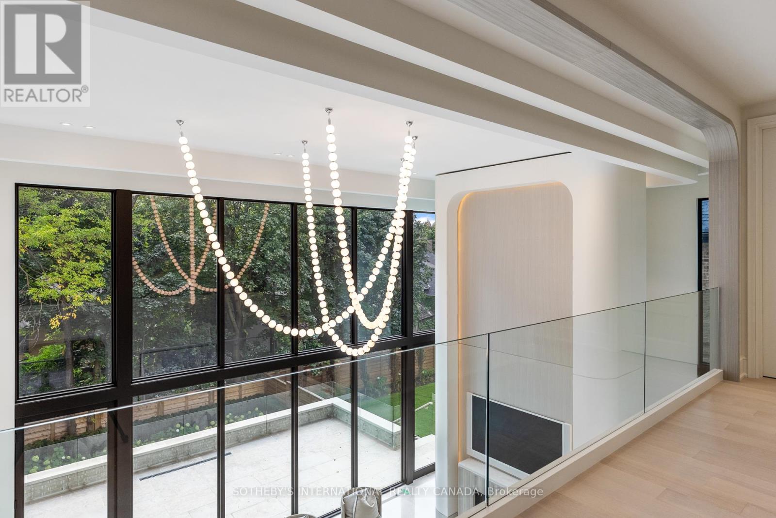 84 Old Forest Hill Road, Toronto, Ontario  M5P 2R5 - Photo 15 - C12971150