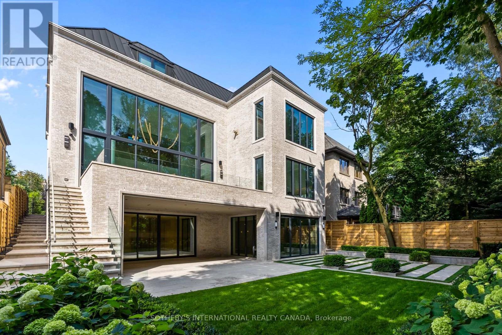 84 Old Forest Hill Road, Toronto, Ontario  M5P 2R5 - Photo 28 - C12971150