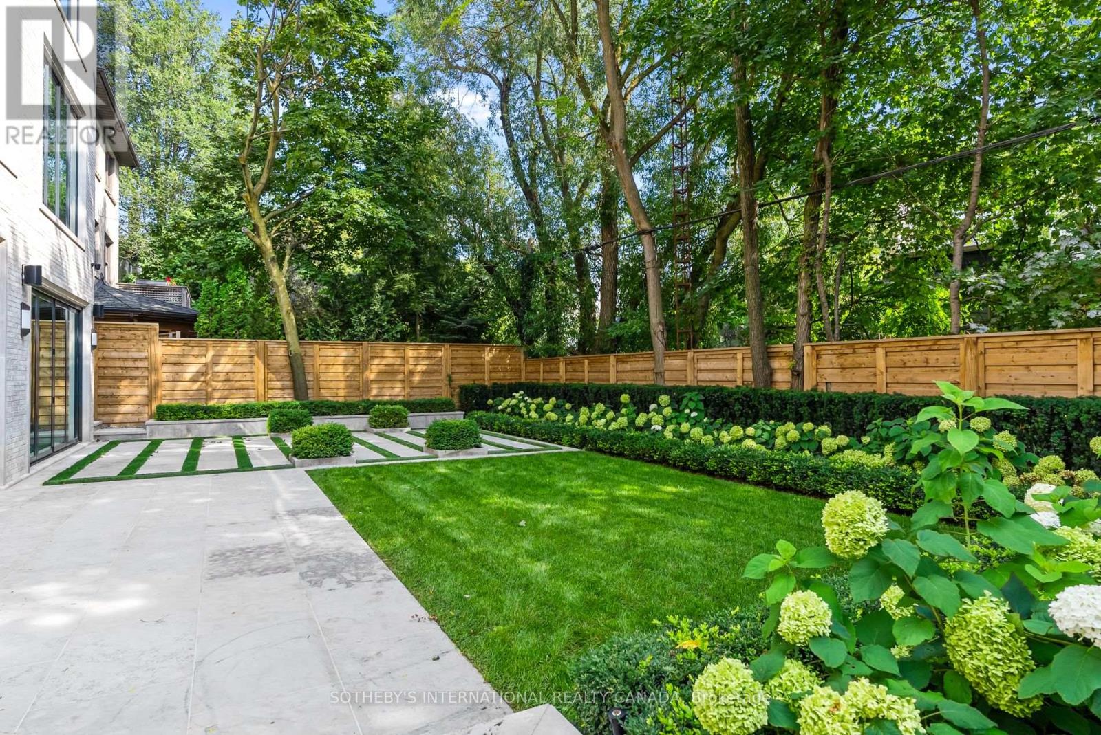 84 Old Forest Hill Road, Toronto, Ontario  M5P 2R5 - Photo 31 - C12971150