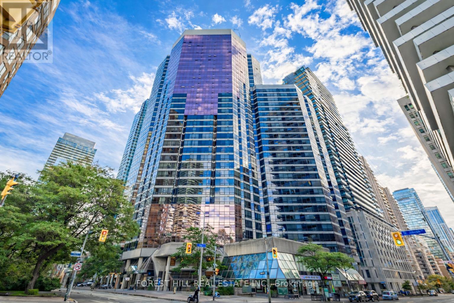 1012 - 1001 BAY STREET, Toronto, Ontario