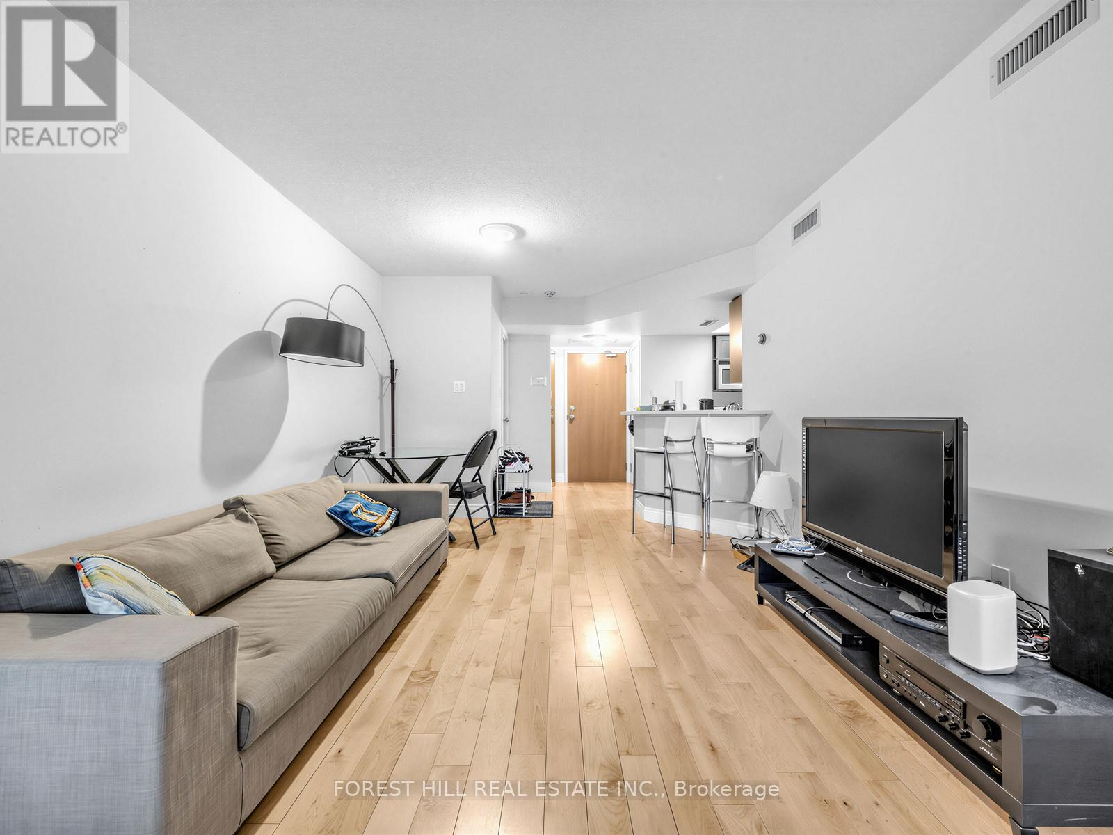 1012 - 1001 Bay Street, Toronto, Ontario  M5S 3A6 - Photo 6 - C12971156