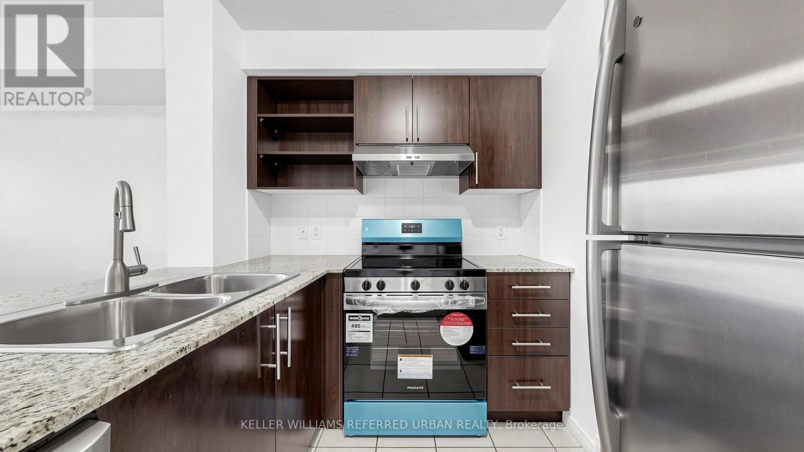 614 - 120 Dallimore Circle, Toronto, Ontario  M3C 4J1 - Photo 10 - C12971190