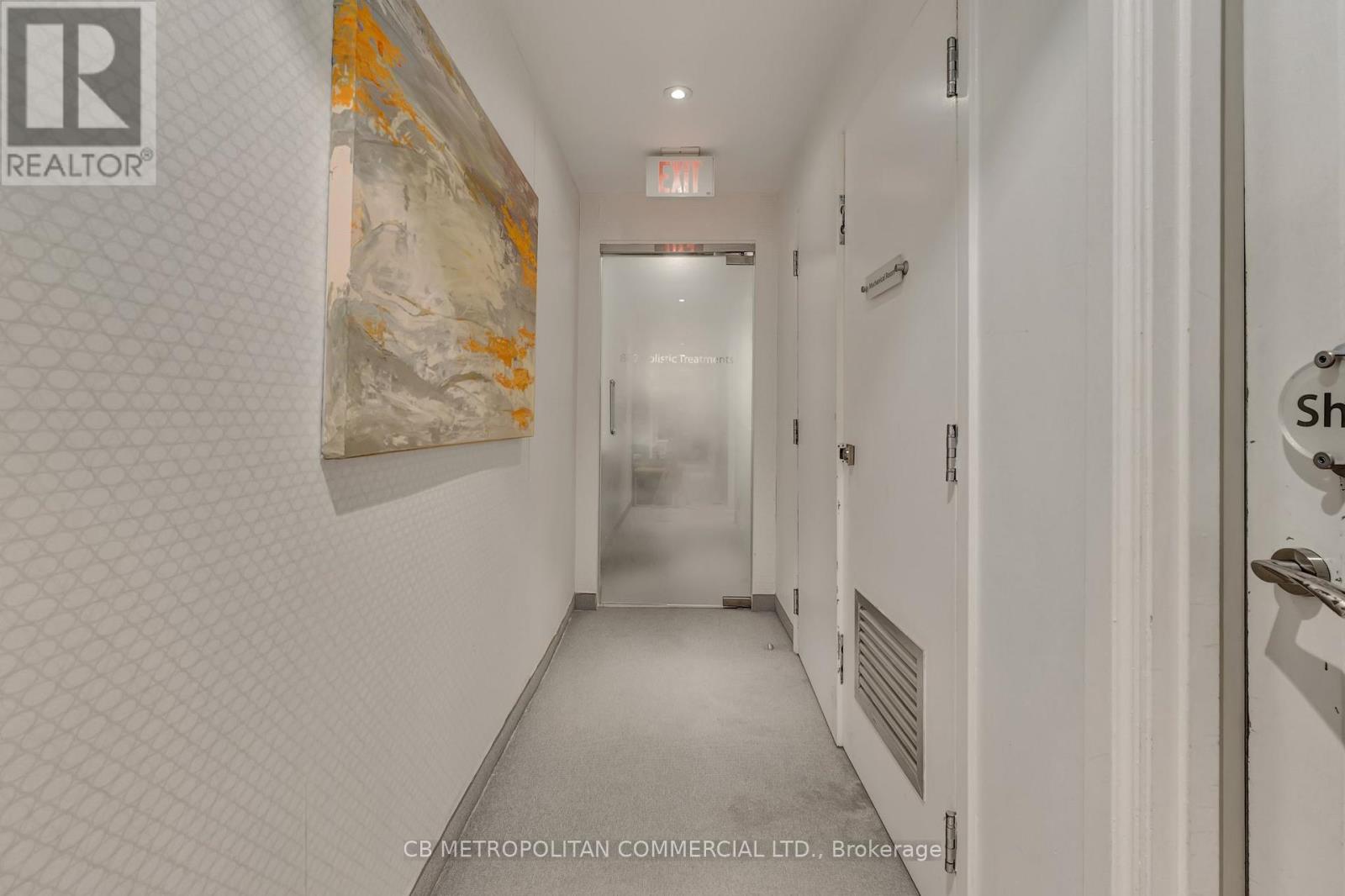 889 Yonge Street, Toronto (Rosedale-Moore Park), Ontario  M4W 2H2 - Photo 19 - C12971192