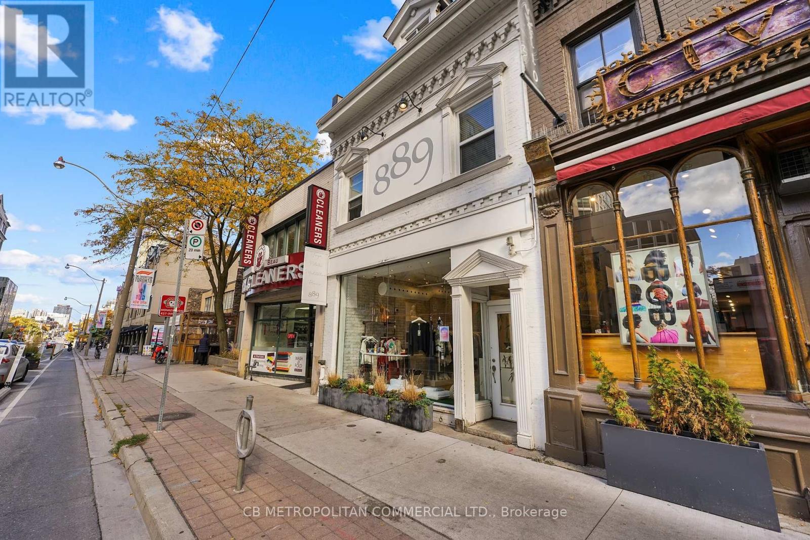 889 Yonge Street, Toronto (Rosedale-Moore Park), Ontario  M4W 2H2 - Photo 24 - C12971192