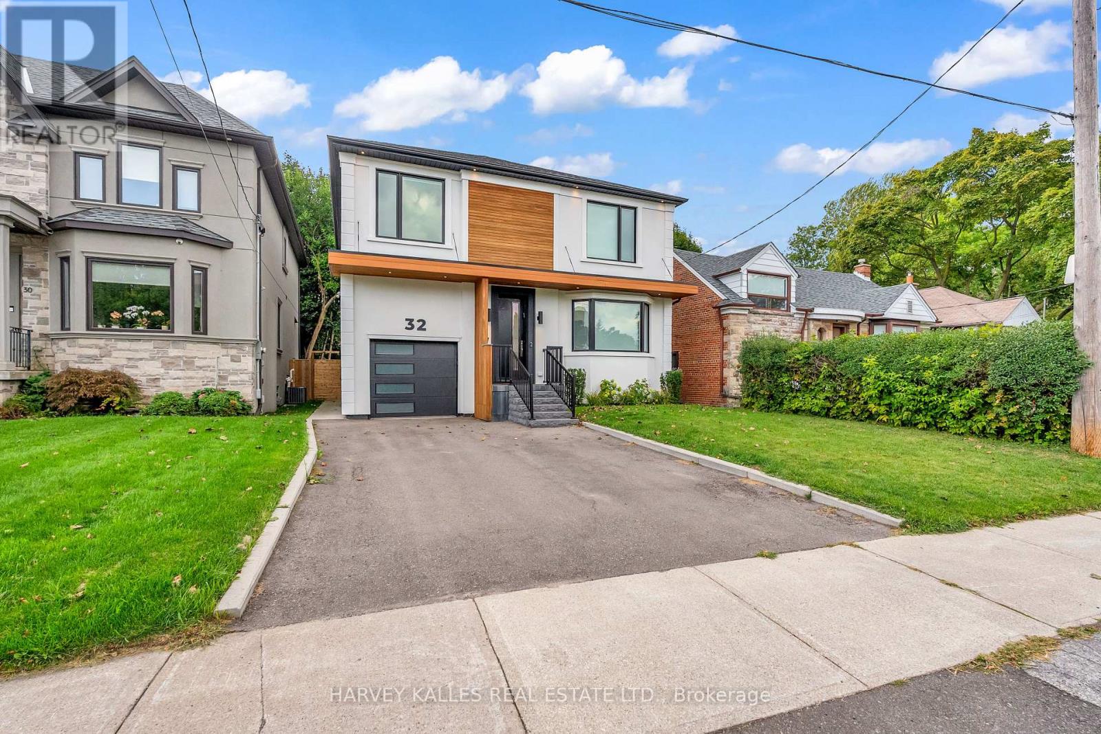 32 Almont Road, Toronto, Ontario  M3H 3E3 - Photo 2 - C12971220