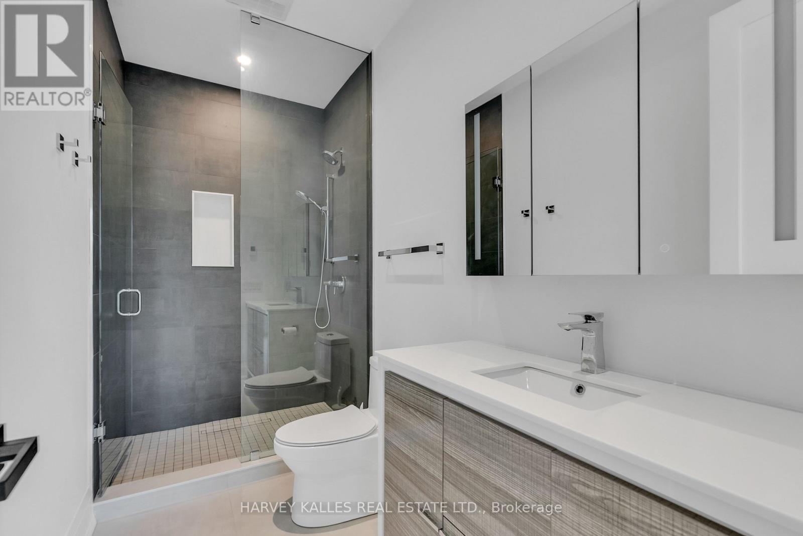 32 Almont Road, Toronto, Ontario  M3H 3E3 - Photo 30 - C12971220