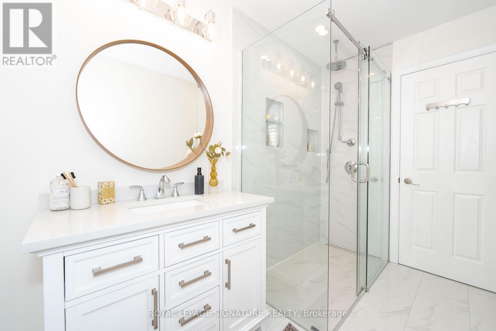 2355 Pilgrim Square, Oshawa, Ontario  L1L 0C2 - Photo 18 - E12970860