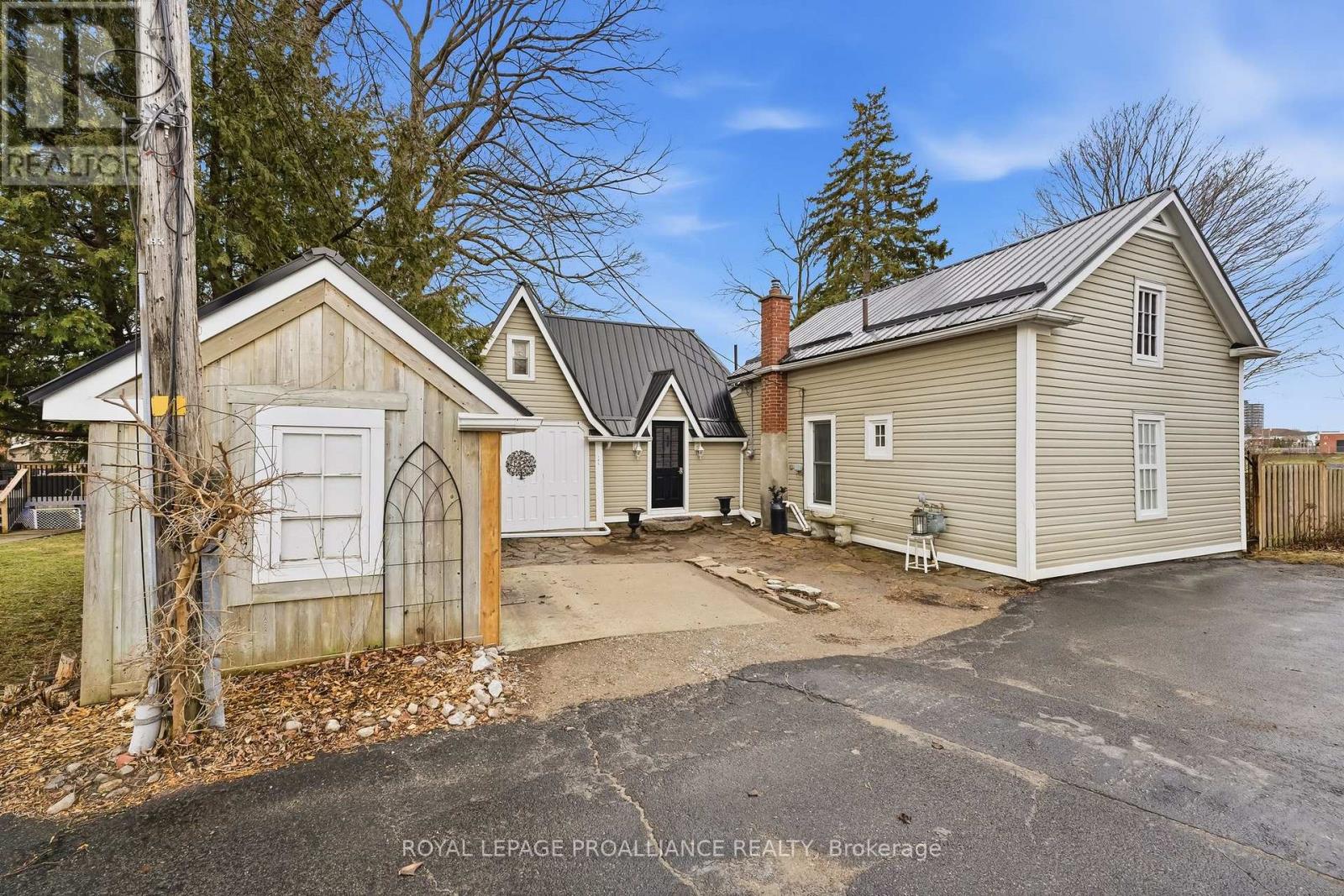 193 Henry Street, Quinte West, Ontario  K8V 3V4 - Photo 10 - X12971182