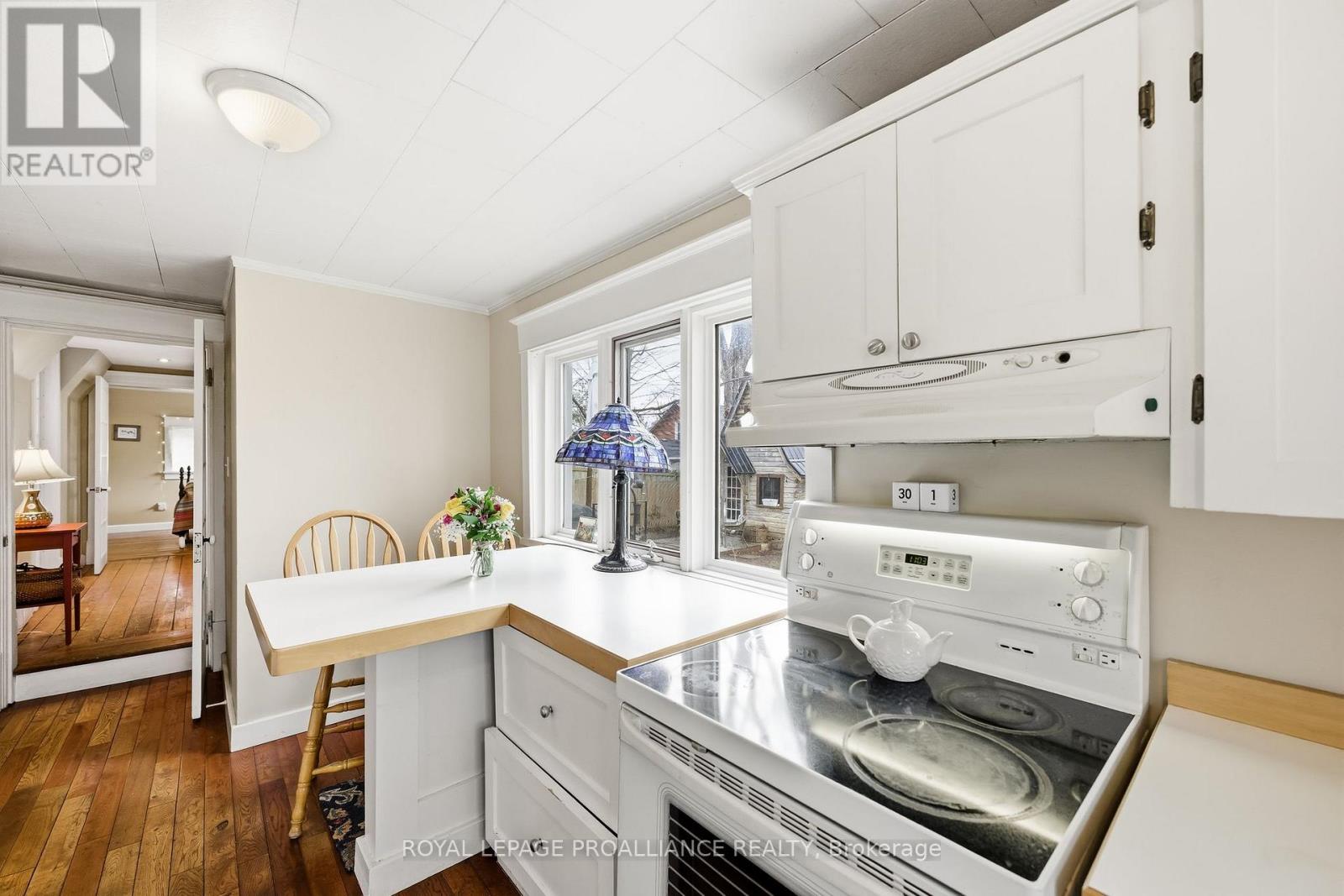 193 Henry Street, Quinte West, Ontario  K8V 3V4 - Photo 17 - X12971182