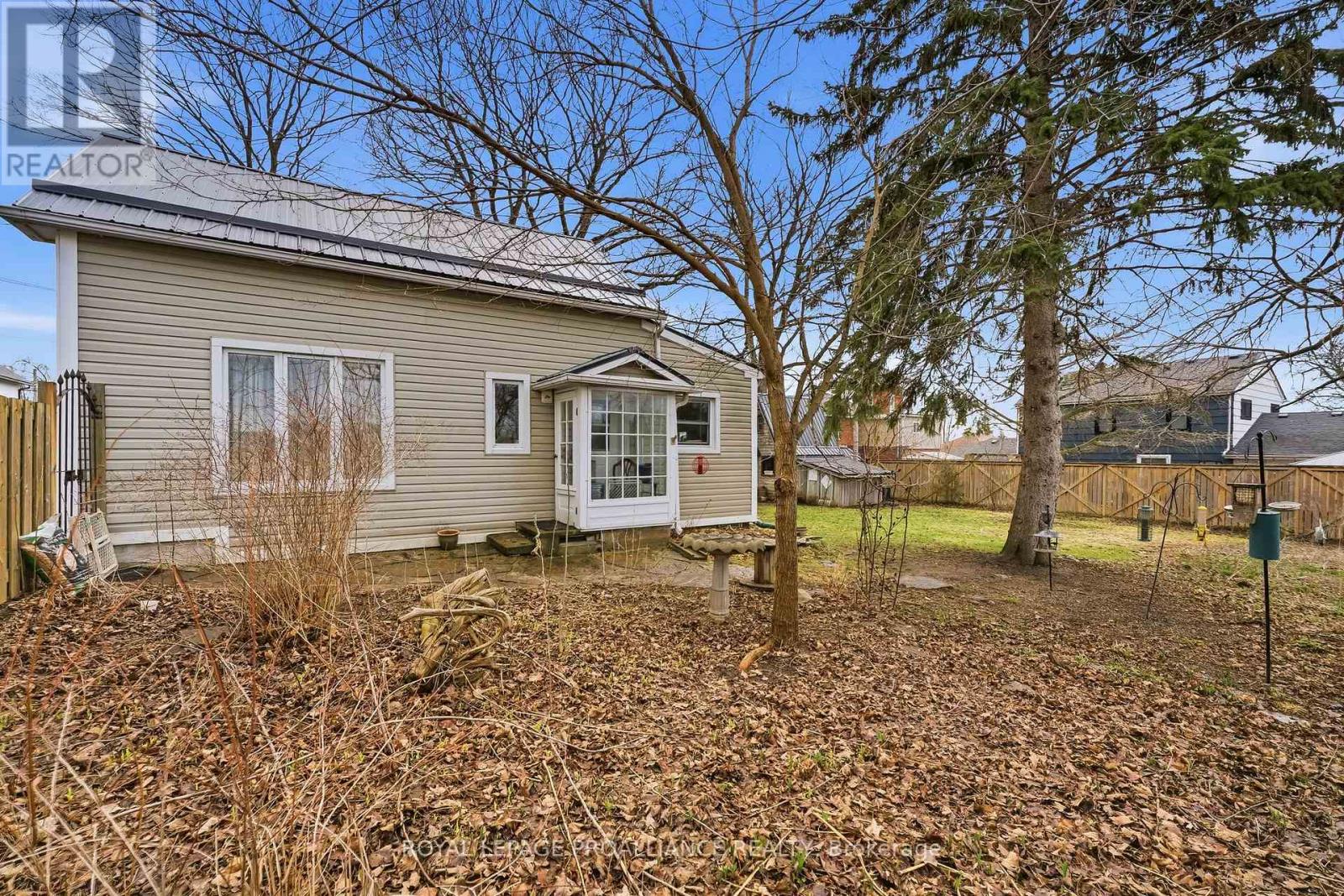 193 Henry Street, Quinte West, Ontario  K8V 3V4 - Photo 37 - X12971182