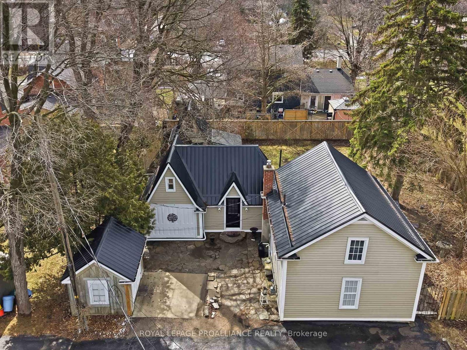 193 Henry Street, Quinte West, Ontario  K8V 3V4 - Photo 9 - X12971182