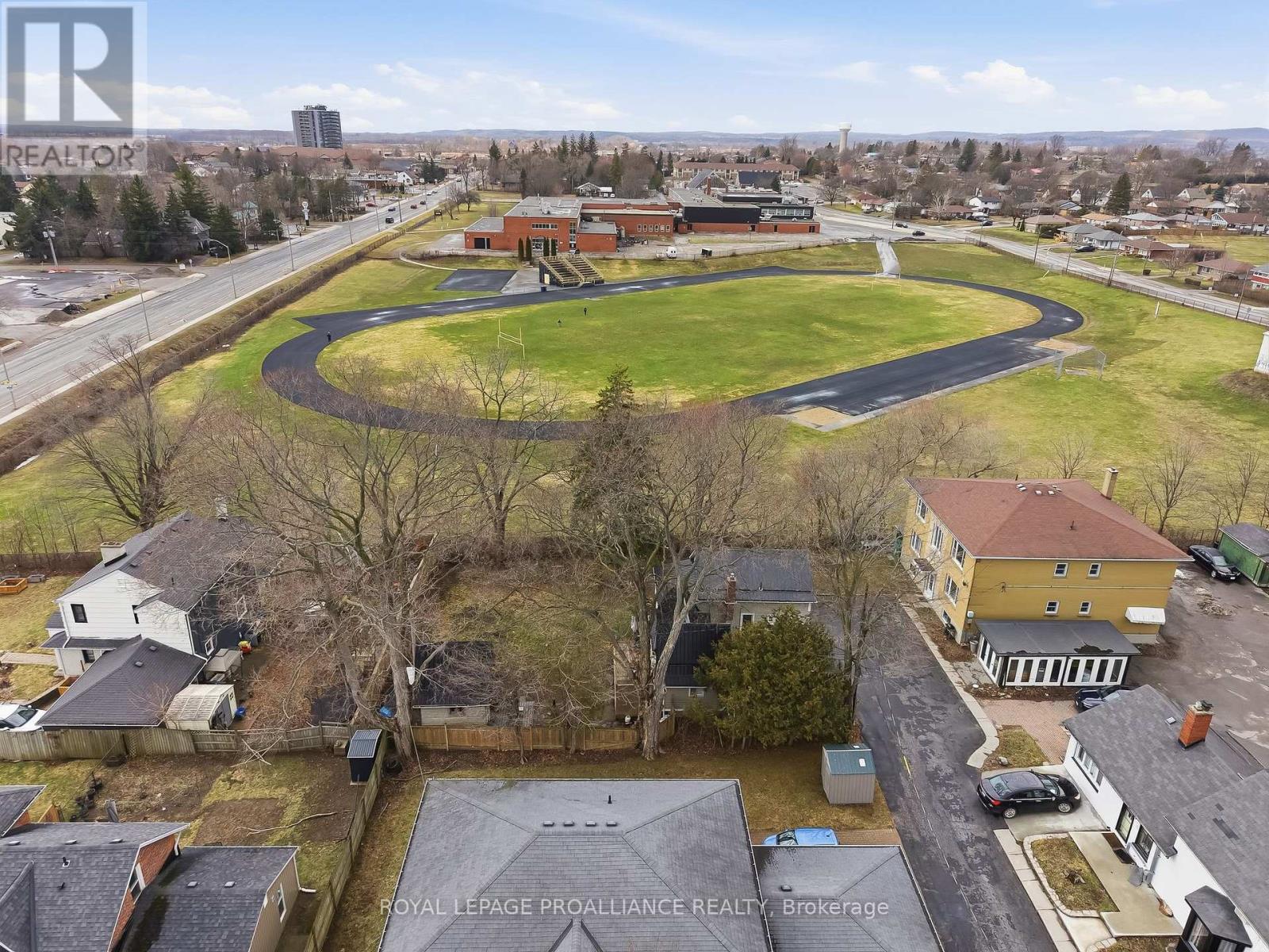 193 Henry Street, Quinte West, Ontario  K8V 3V4 - Photo 5 - X12971182