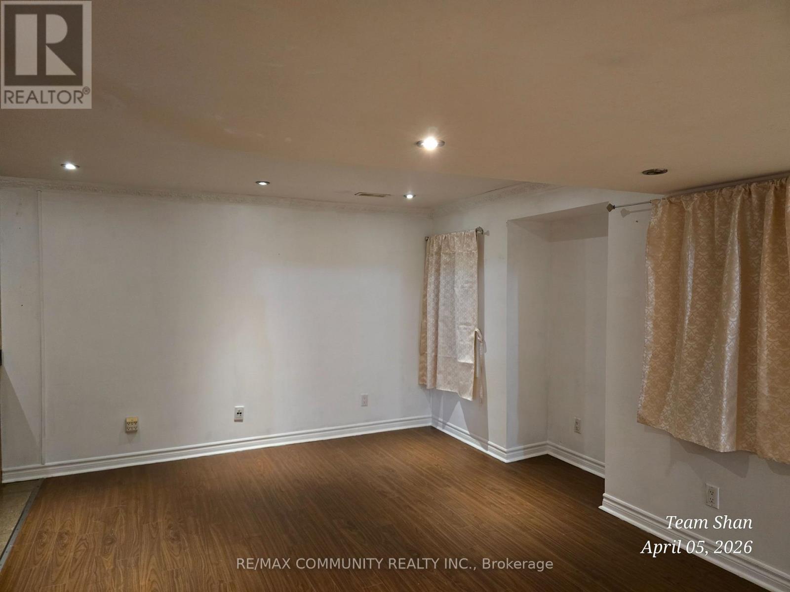 84 Chasser Drive, Markham, Ontario  L6E 1S7 - Photo 8 - N12970858