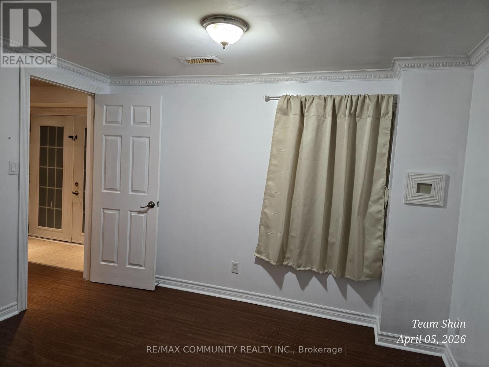 84 Chasser Drive, Markham, Ontario  L6E 1S7 - Photo 9 - N12970858