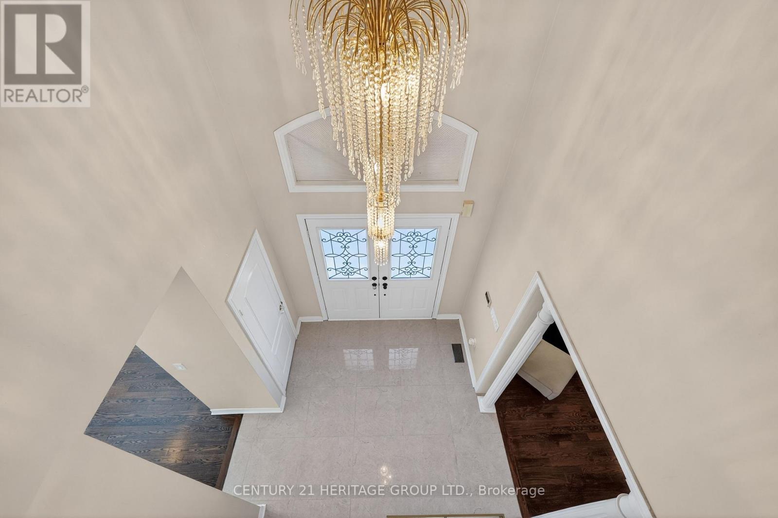 2 Adam Ernst Court, Vaughan, Ontario  L4H 2S5 - Photo 4 - N12970864