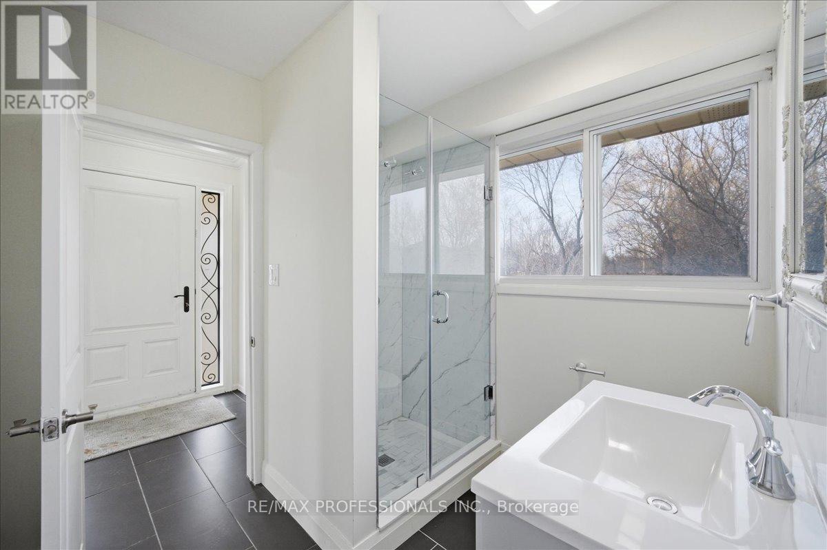 A - 9611 Keele Street, Vaughan, Ontario  L6A 1M1 - Photo 11 - N12970896
